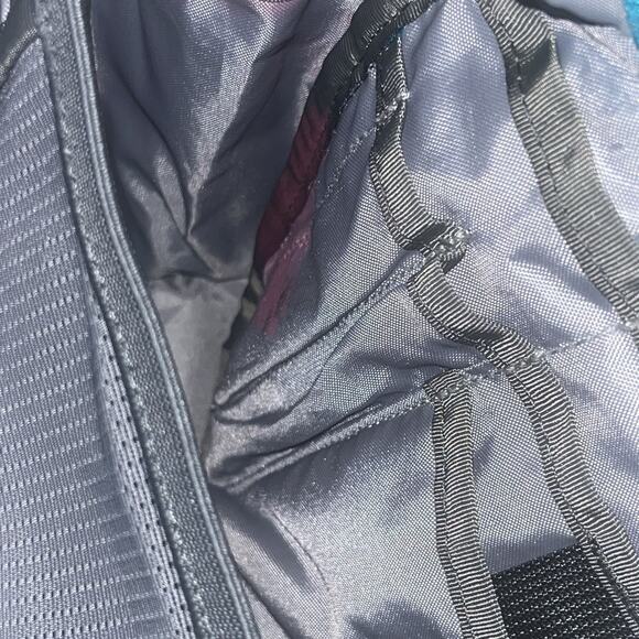 Patagonia Mini Half Mass Small Messenger Carry On Laptop Case Bag Teal READ - Picture 4 of 8